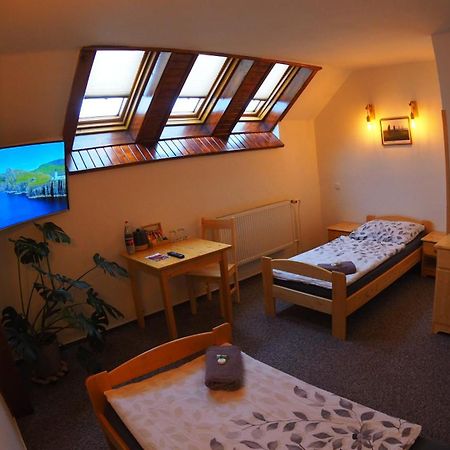 Hotel Britannia Vsetin Luaran gambar