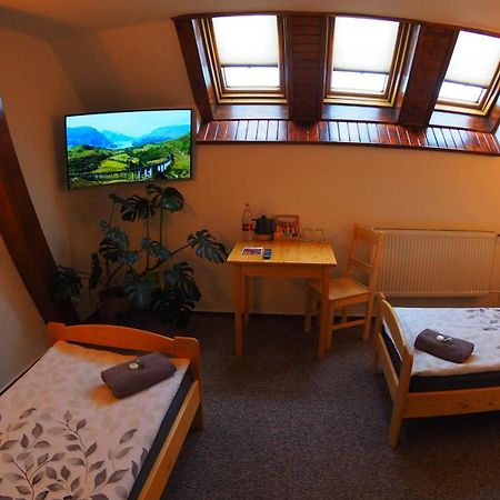 Hotel Britannia Vsetin Luaran gambar