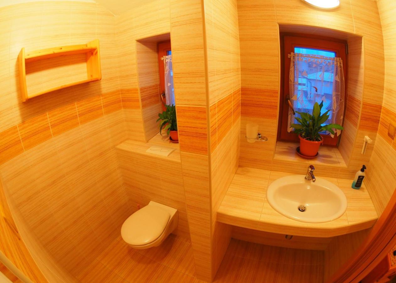 Hotel Britannia Vsetin Luaran gambar