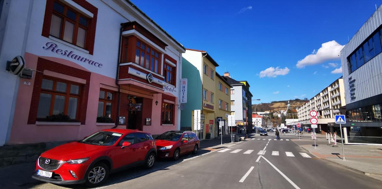 Hotel Britannia Vsetin Luaran gambar